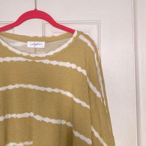 Carly Jean Los Angles long sleeve top